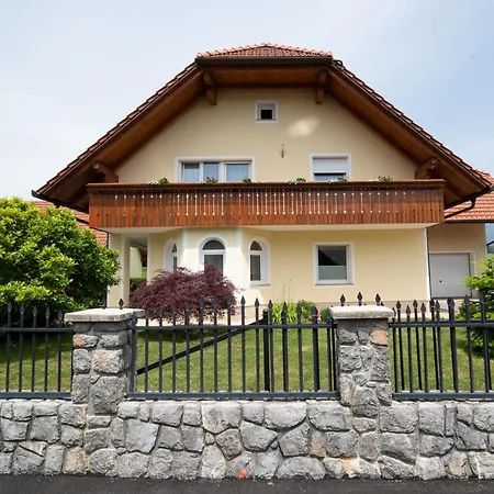 Apartment Apartmaji Trentelj